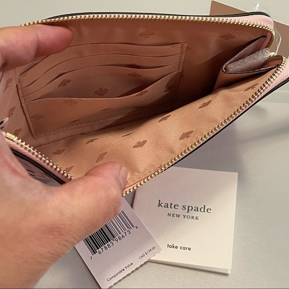 Brand New Kate spade wristlet - Picture 2 of 3